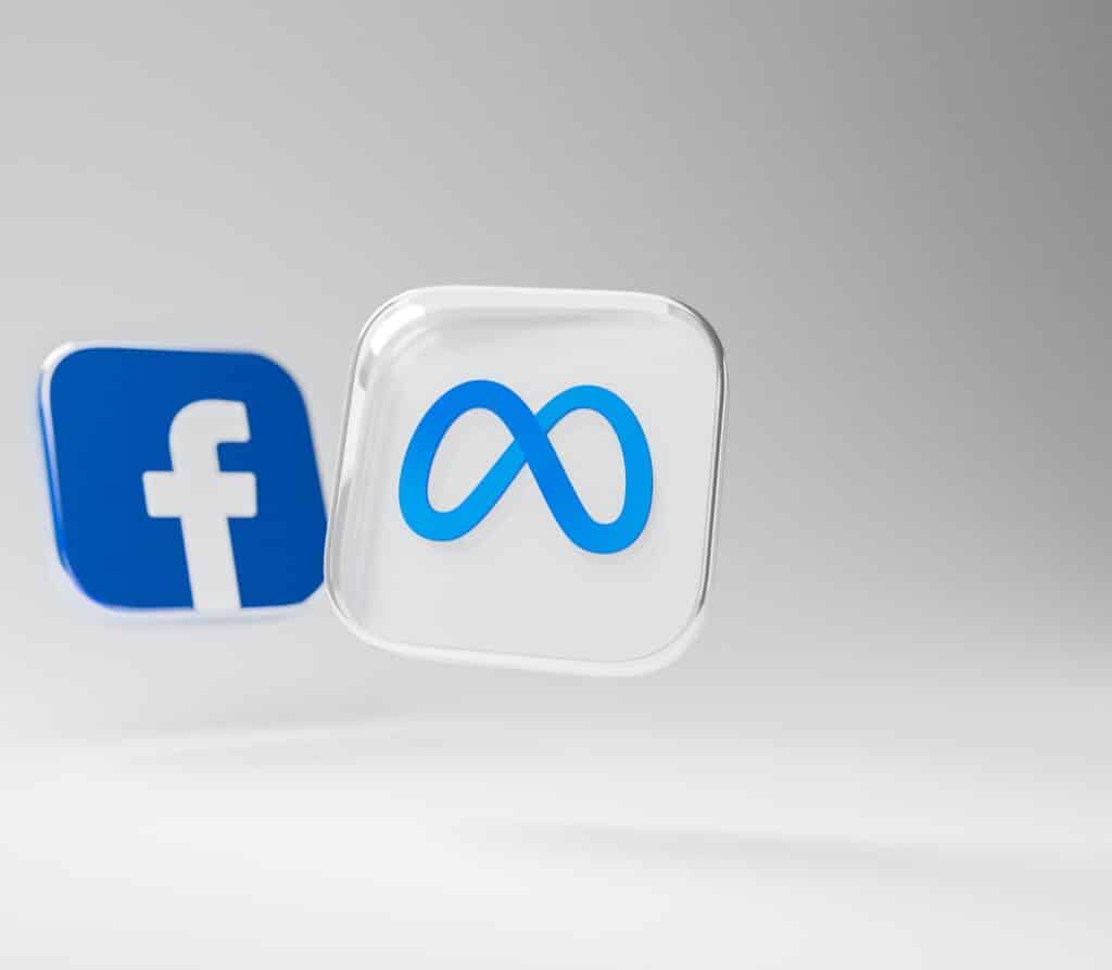My photos on Facebook are Blurred, Not loading 2023